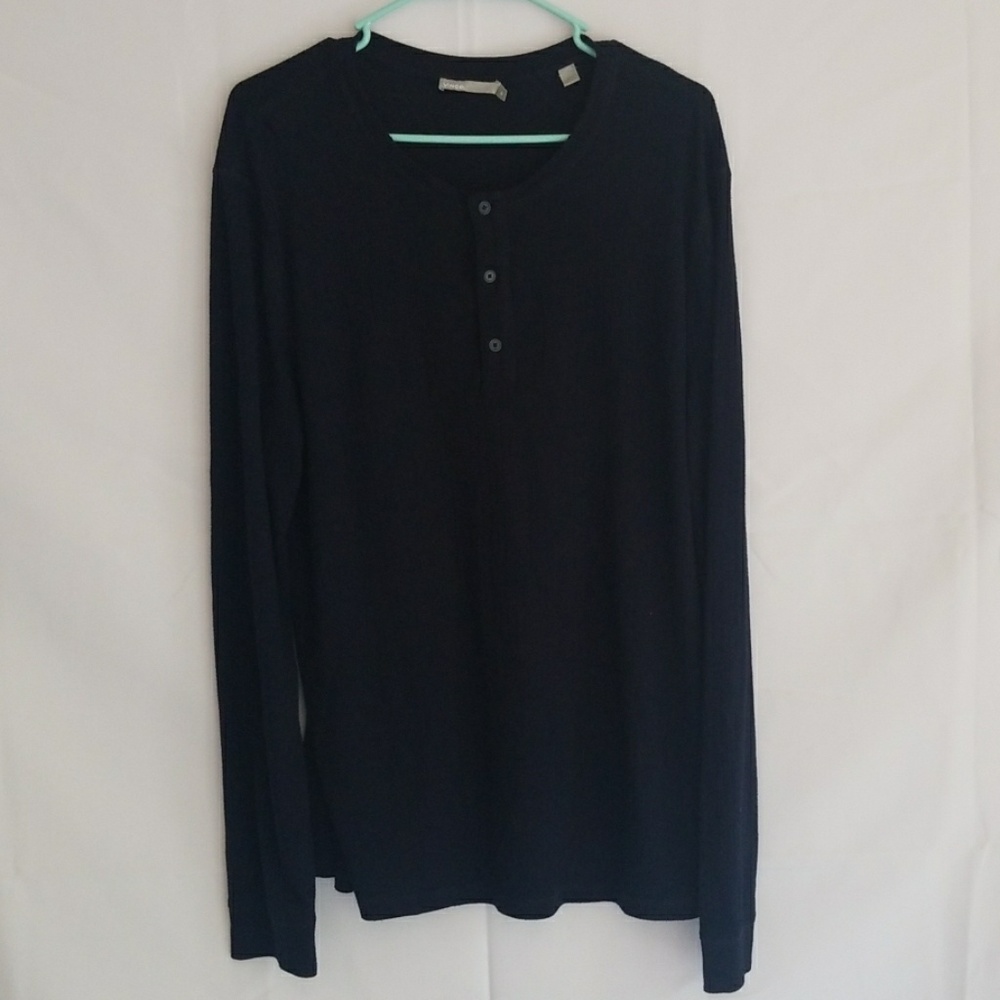 Vince man long sleeves.